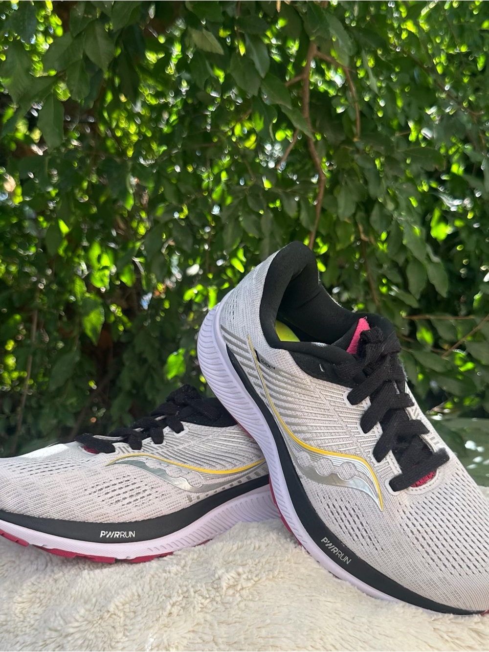 Saucony Guide 14 Women's Running Shoe - Alloy/Cherry S10654-55